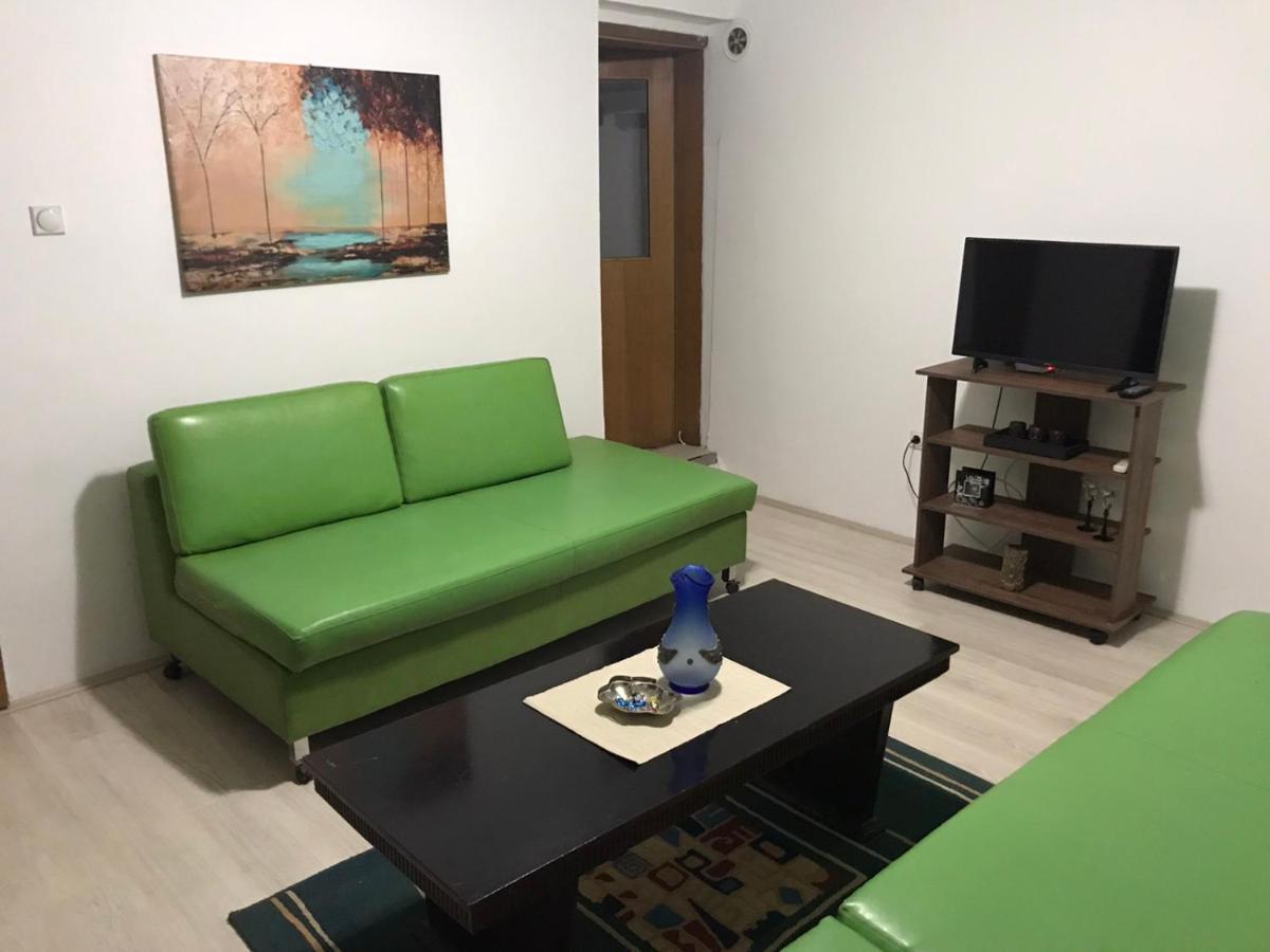 Lydia Center Apartment Veles Bagian luar foto